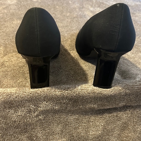 Naturalizer Black Square Toe Pumps with Bow Classic Comfort Heels - Picture 3 of 5